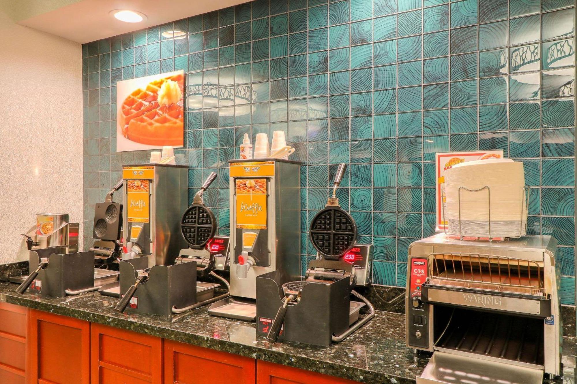 ควอลิตี้ อินน์ เนียร์ ดิ ไอส์แลนด์ พิเจนฟอร์จ ภายนอก รูปภาพ